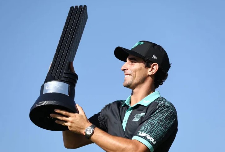 LIV Golf: Niemann Menang Kedua Kalinya, Crushers GC Bangkit dari Defisit 11