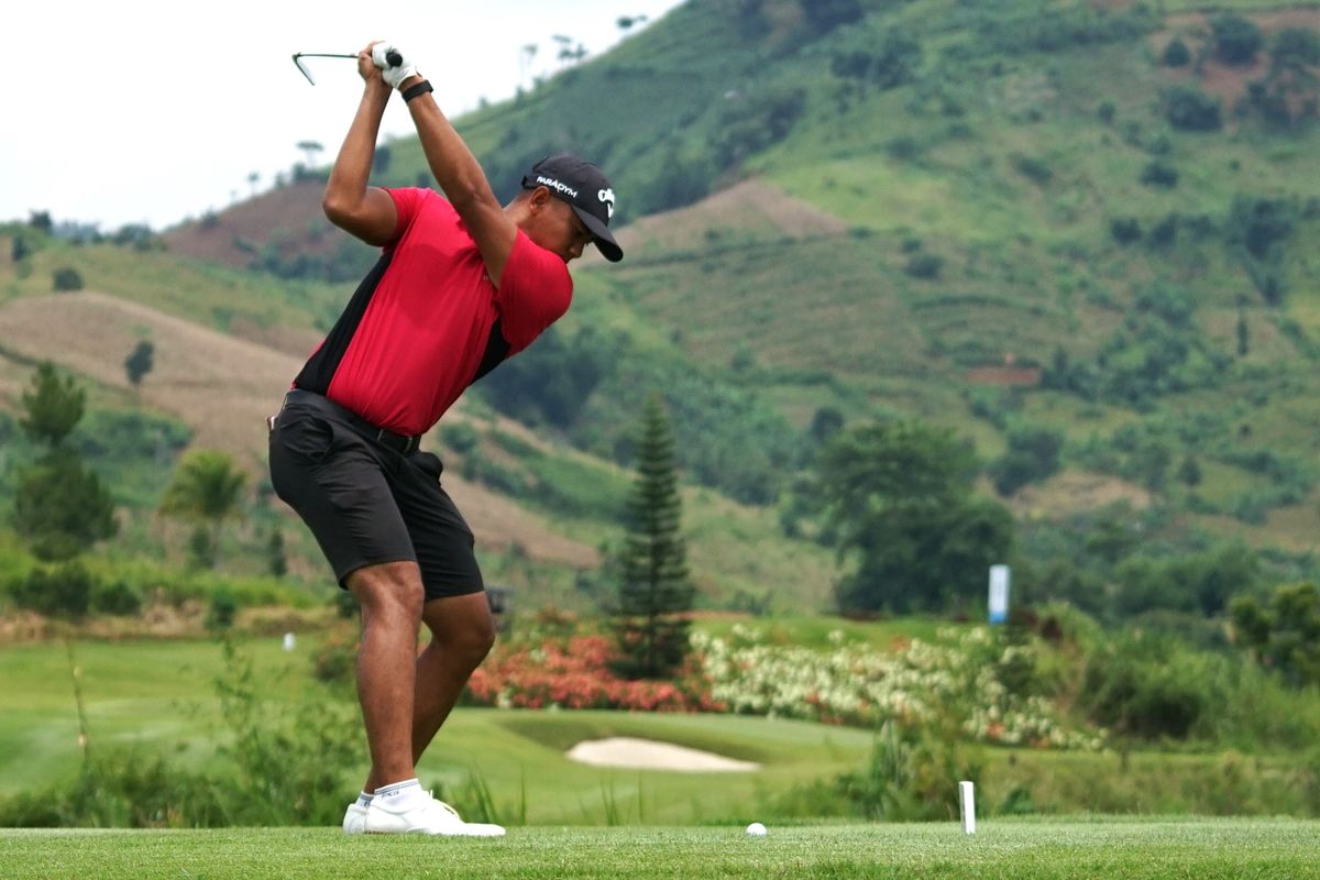 Naraajie Juarai 75th Jawa Pos Platinum Golf Tournament Series #2