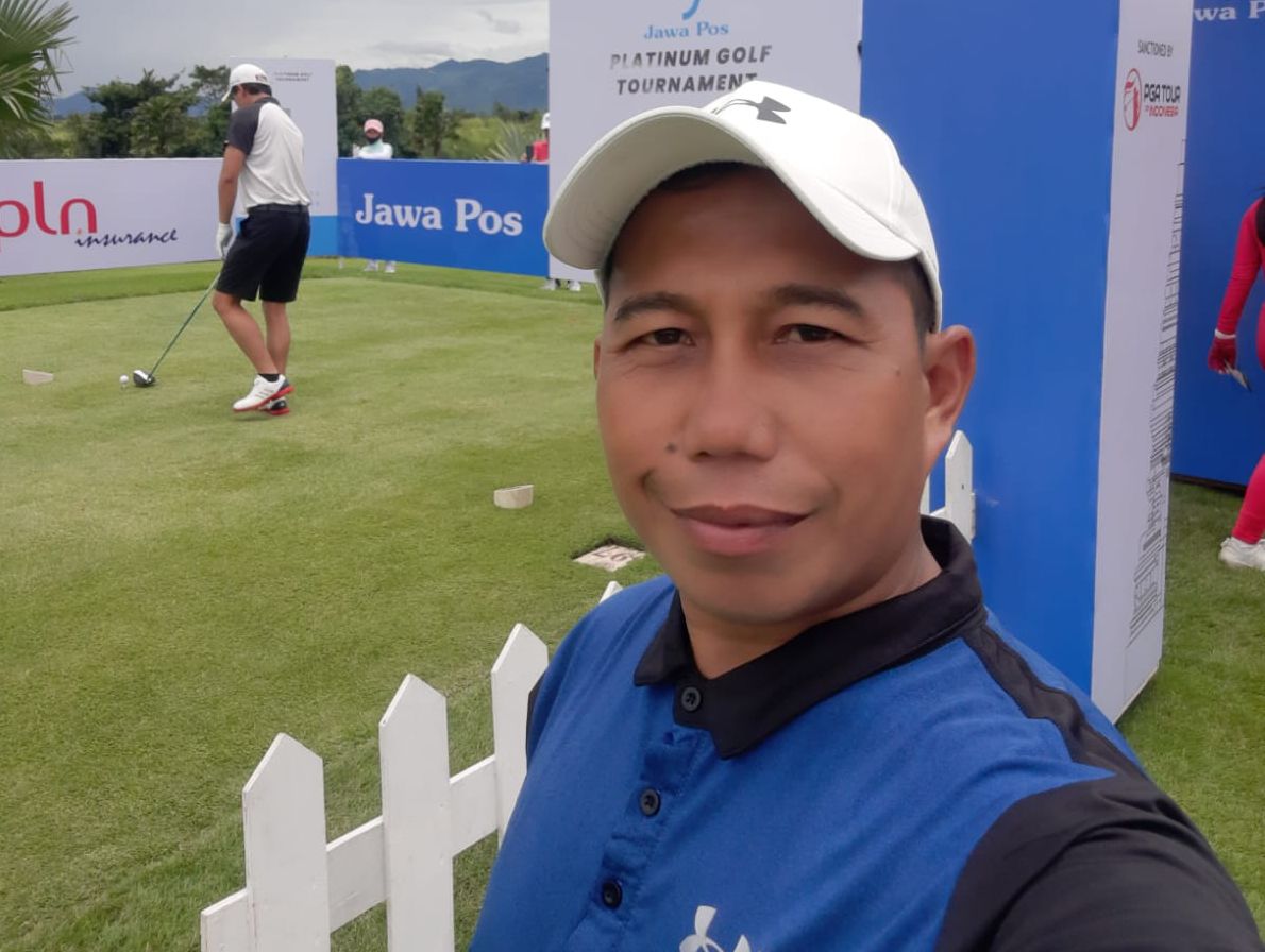 Sandro Bernad Salip Kevin Akbar di 75th Jawa Pos Platinum Golf Tournament #2